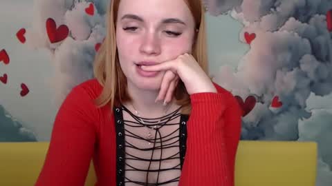 Snapshot of ritakiskis chatting on March 4, 5:53 am ritakiskis online show from March 4, 5:53 am