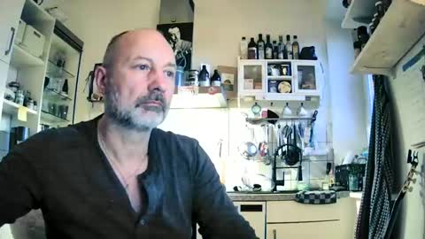 Snapshot of roadrunnerger chatting on February 18, 4:58 pm roadrunnerger online show from February 18, 4:58 pm