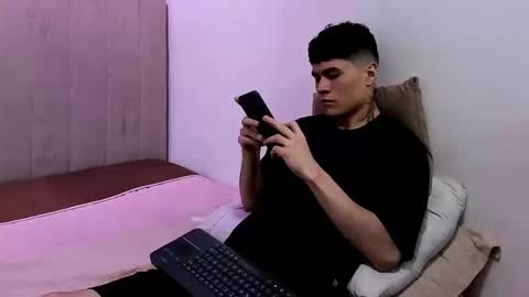 Roan Birkin online show from September 23, 8:48 pm