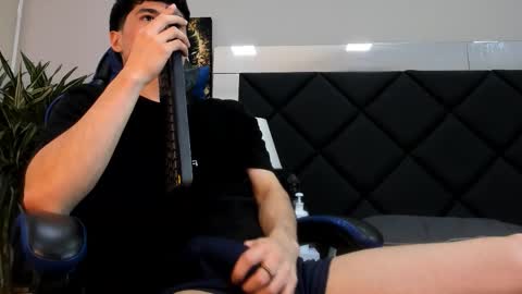 Roan Birkin online show from February 22, 9:06 pm