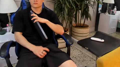 Roan Birkin online show from March 27, 8:10 pm