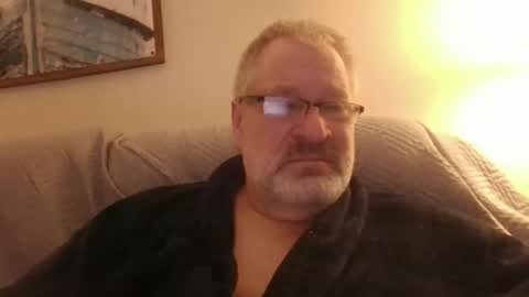 rob872217 online show from March 21, 9:14 am