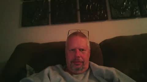 Rob online show from February 18, 2:16 am