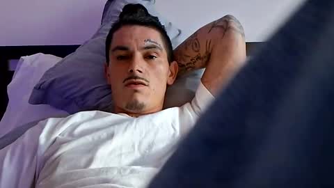 robbyparenteau414 online show from December 1, 9:35 pm