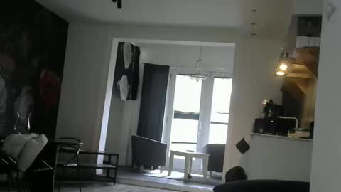 rober10000 online show from September 18, 2:32 pm