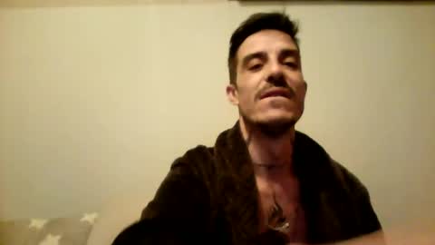 rober777xxl online show from December 3, 1:17 pm