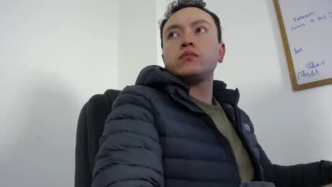 Robert online show from October 5, 8:34 am