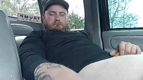 robertd5094 online show from February 23, 6:23 pm