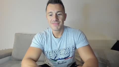 roberto4ever online show from January 10, 6:42 am