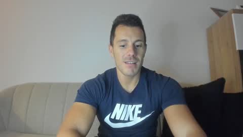 roberto4ever online show from January 4, 2:35 pm