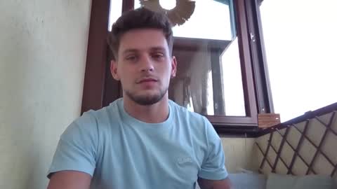 Snapshot of roberto_twink1 chatting on September 20, 5:10 am Roberto online show from September 20, 5:10 am
