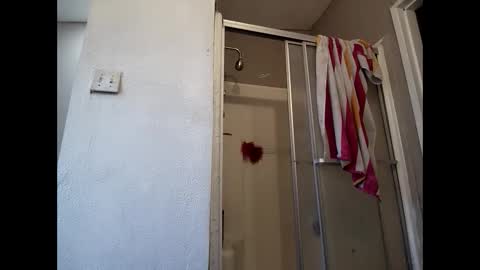 robertsaiz4200 online show from April 16, 12:33 am