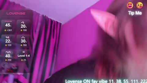 robi_rosemary online show from January 17, 11:38 am