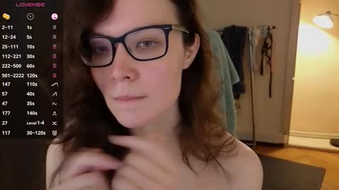 Robin online show from October 2, 10:47 am