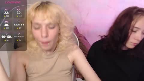 Snapshot of robin_yours chatting on September 12, 2:19 pm Robin your online show from September 12, 2:19 pm