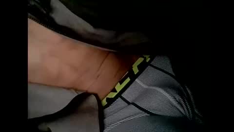 Snapshot of robincom23 chatting on February 28, 11:34 pm R online show from February 28, 11:34 pm