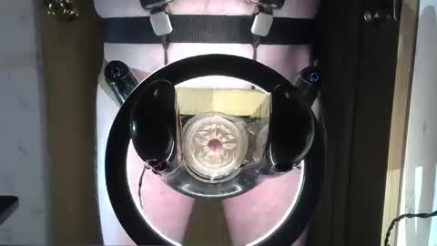 Robodickmilker online show from January 25, 8:10 pm