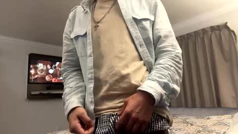 Rob witha 8 online show from October 10, 1:33 am