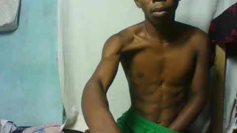 Snapshot of rocardo1510 chatting on February 25, 1:41 am rocardo1510 online show from February 25, 1:41 am