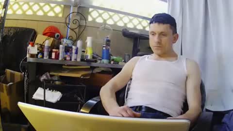 Snapshot of rockboi77 chatting on February 22, 1:00 am muscleboi slave online show from February 22, 1:00 am