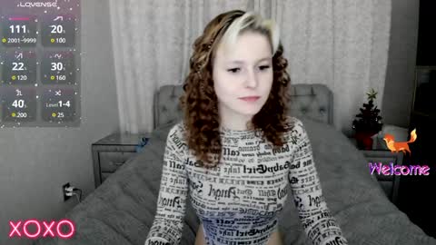 Snapshot of rocky_foxy chatting on January 24, 10:41 pm Rockel online show from January 24, 10:41 pm