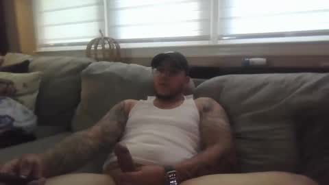 roddy_pipeher215 online show from October 16, 1:33 pm