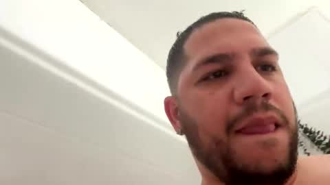 roddy_pipeher215 online show from October 6, 8:32 am