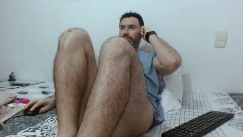 Snapshot of rodher81 chatting on January 8, 11:10 am Rod online show from January 8, 11:10 am