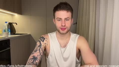 Snapshot of rodrigoveira chatting on February 20, 5:20 pm Rodrigo online show from February 20, 5:20 pm