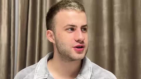 Snapshot of rodrigoveira chatting on September 12, 9:39 pm Rodrigo online show from September 12, 9:39 pm