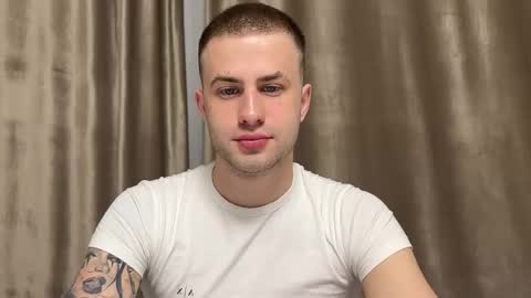 Snapshot of rodrigoveira chatting on September 17, 7:39 pm Rodrigo online show from September 17, 7:39 pm