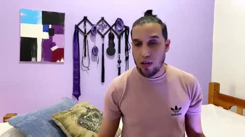 Snapshot of rodthiago chatting on February 1, 9:29 pm Thiago independent model online show from February 1, 9:29 pm