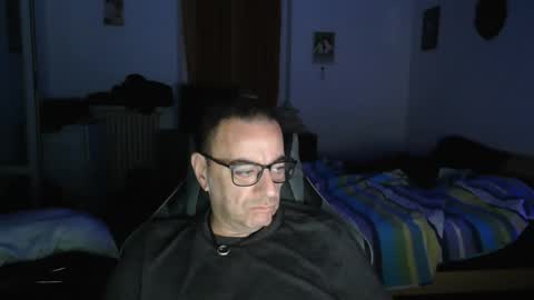 rogerrabbit2023 online show from September 16, 9:07 pm