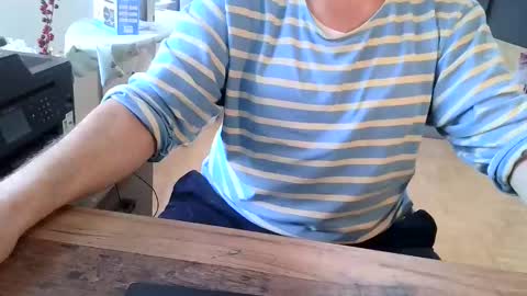 rolandloser1000 online show from December 17, 9:07 am