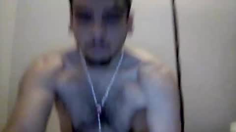 Snapshot of rolandobeenajoint chatting on October 30, 6:19 pm PapiBUDDAH online show from October 30, 6:19 pm