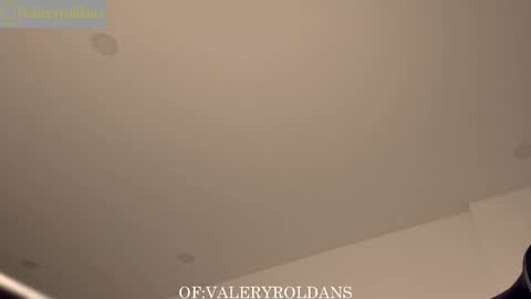 Valery Roldans online show from February 19, 1:08 am