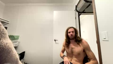 Rollinintheweeds online show from December 14, 3:40 pm