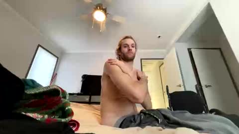 Rollinintheweeds online show from January 8, 5:52 pm