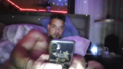 rollthemtits online show from April 8, 7:33 am