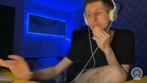 roma305991 online show from April 13, 8:02 pm