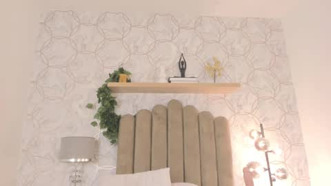   online show from February 19, 2:55 pm