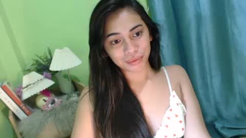 Snapshot of romantic_kath chatting on February 1, 5:26 pm KATH online show from February 1, 5:26 pm