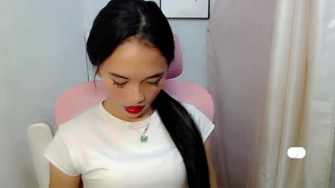 Snapshot of romanticslutxxx chatting on January 22, 6:20 pm empress online show from January 22, 6:20 pm
