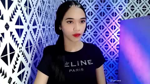 Snapshot of romanticslutxxx chatting on February 28, 8:18 pm empress online show from February 28, 8:18 pm