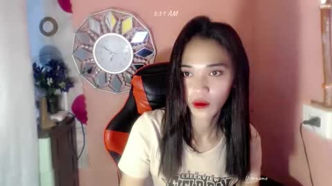 Snapshot of romanticslutxxx chatting on September 20, 10:51 am empress online show from September 20, 10:51 am