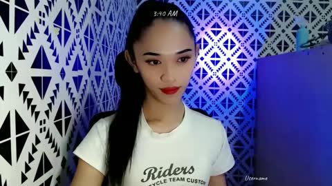 Snapshot of romanticslutxxx chatting on February 25, 7:38 pm empress online show from February 25, 7:38 pm