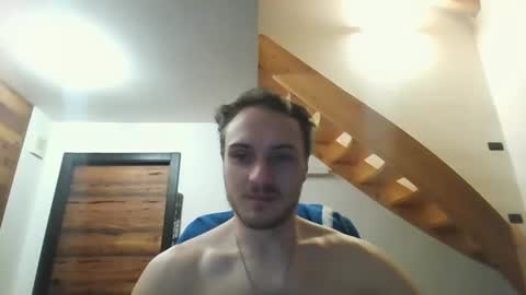 Snapshot of romanz123 chatting on December 3, 4:22 pm romanz123 online show from December 3, 4:22 pm