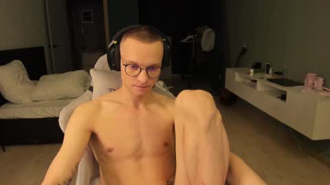 Romeo online show from February 10, 5:41 pm