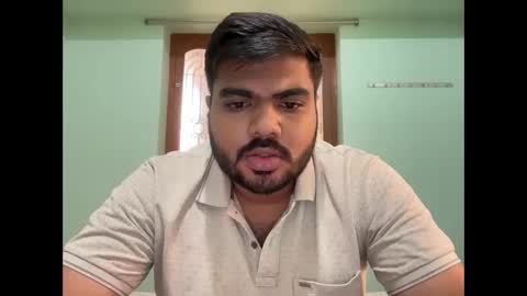 Romeo Sam online show from November 28, 9:16 am