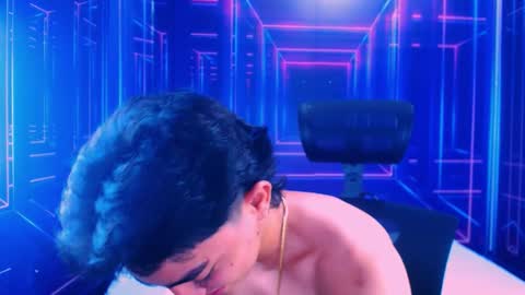 Romeo online show from October 29, 7:25 pm